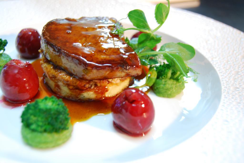 Hostellerie Gilain Achene ภายนอก รูปภาพ