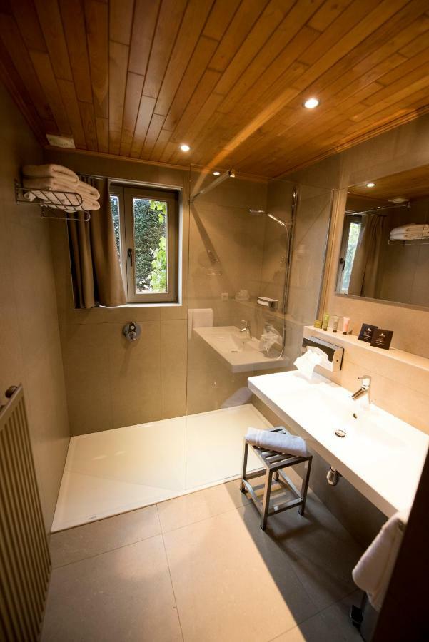 Hostellerie Gilain Achene ภายนอก รูปภาพ